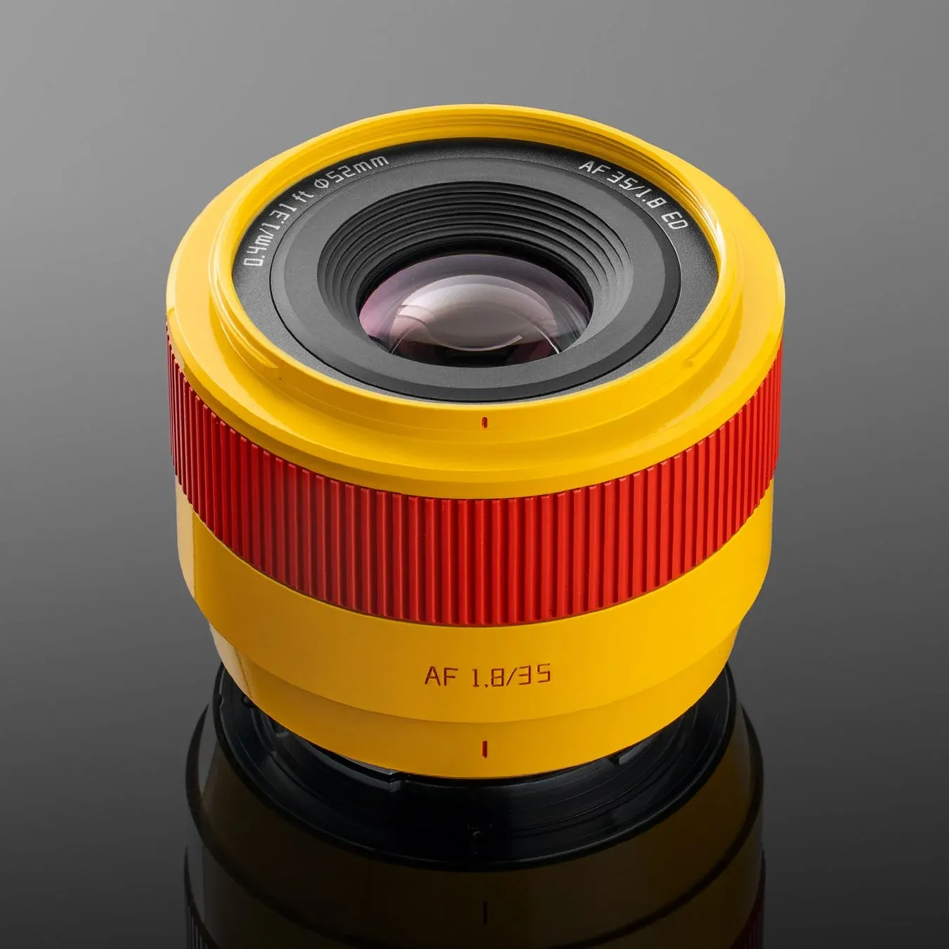銘匠光学 TTArtisan AF 35mm f/1.8 II オレンジ レビュー | 世界1000本